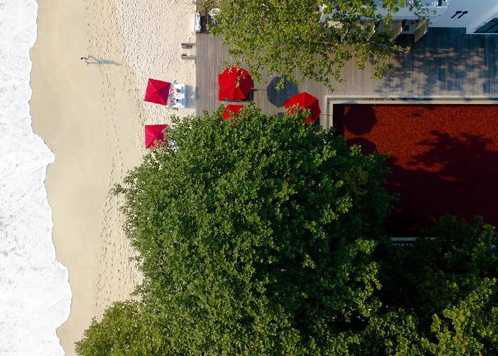 Hotel The Library Strand von Chaweng mit 5 Sternen