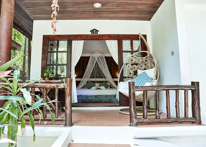Natural Wing Health Spa And Resort Ban Bang Po