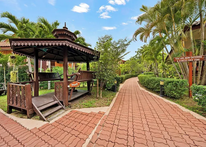 Pinnacle Samui Resort Mae Nam