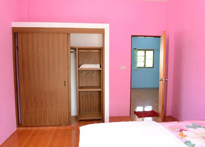New Sunrise Village Mae Nam