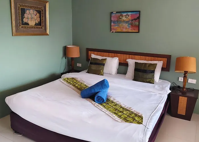 Grand Thai House Resort Lamai